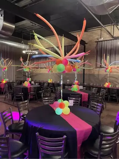 simple balloon centerpieces for tables