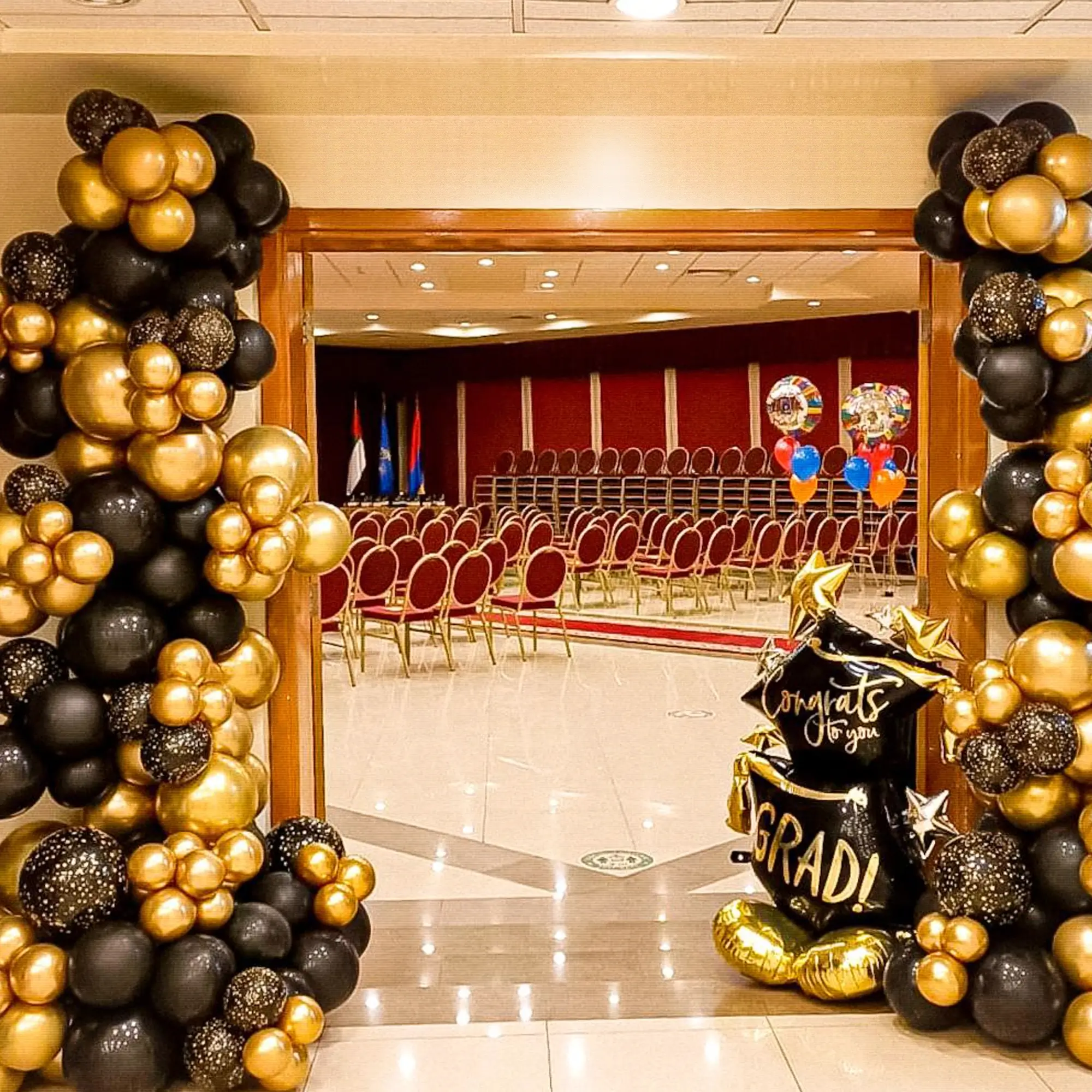 balloon arch for graduation party