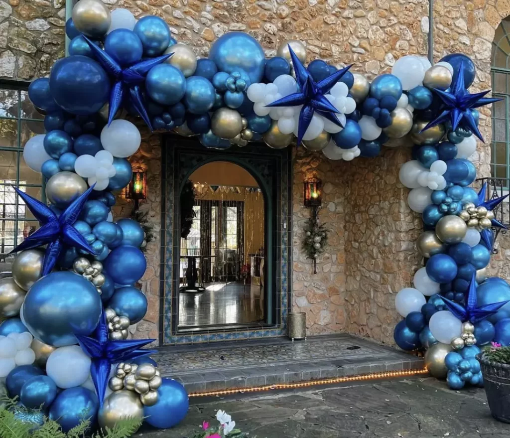 prom balloon arch