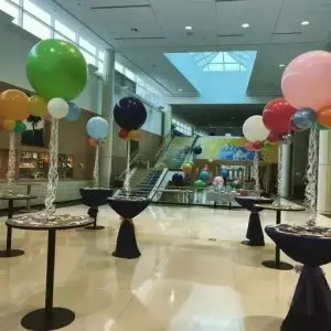 Balloon Centerpieces 9