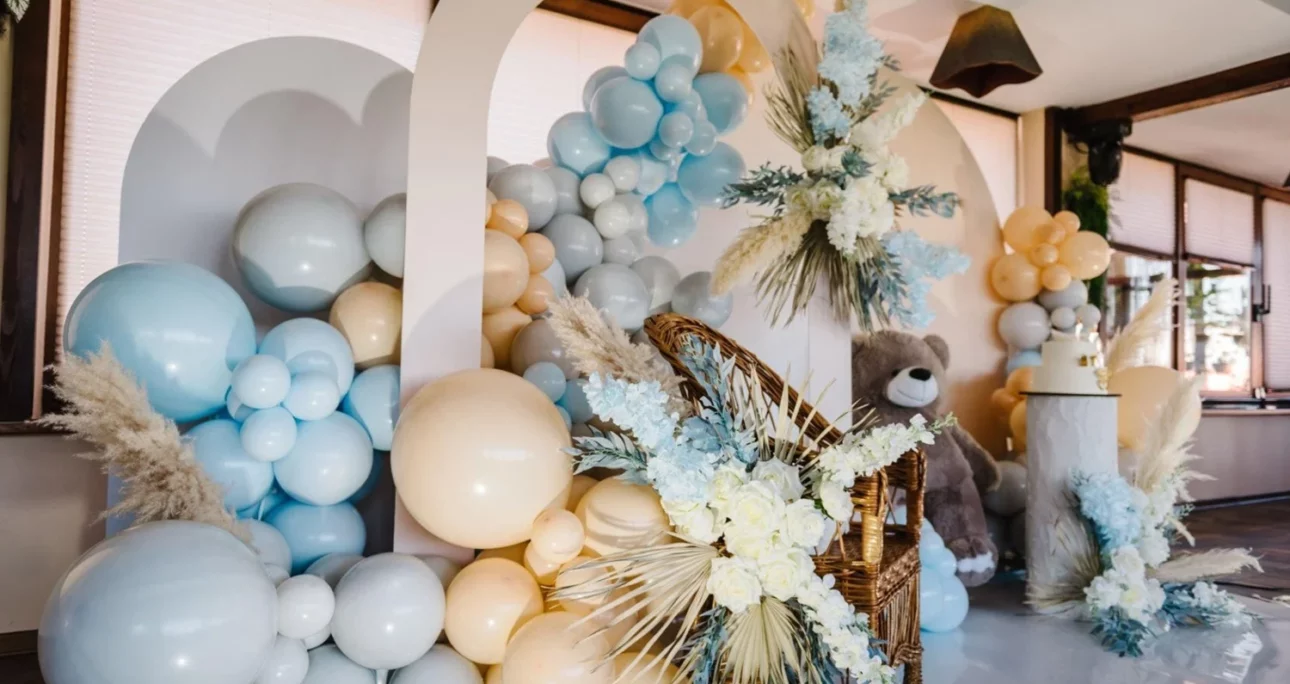 Choosing the Right Balloons for Your Party Decor