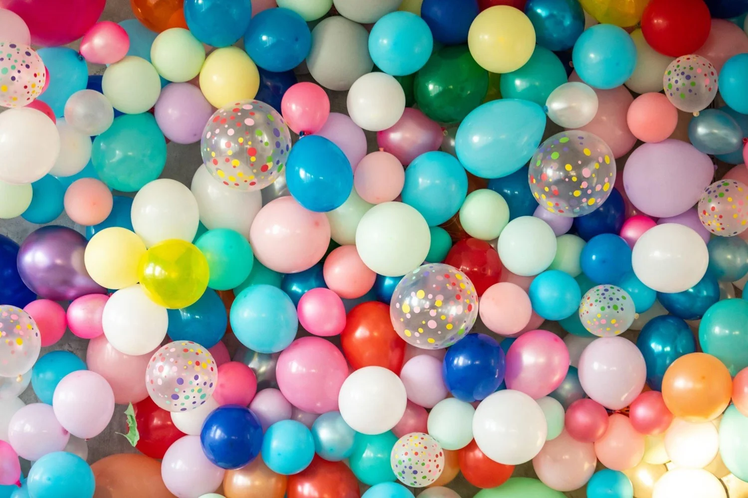 custom party balloons