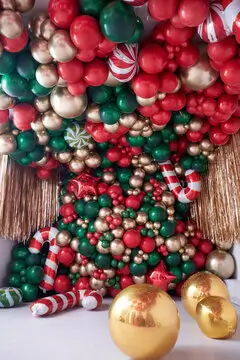 christmas balloons near me